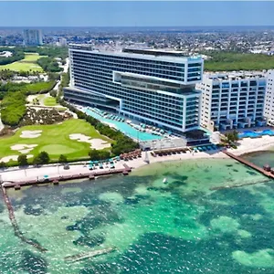 Dreams Vista Golf & 5* Cancún